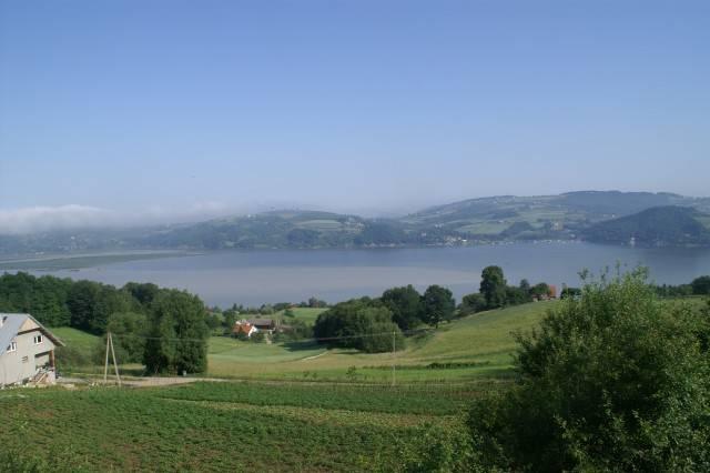 Jezioro rożnowskie i Okolice