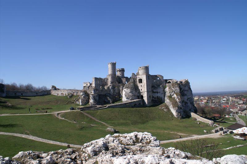 Zamek Ogrodzieniec - Podzamcze