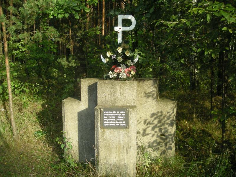 pomnik, strzemieszyce