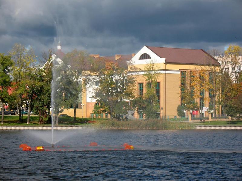 jezioro, fontanna