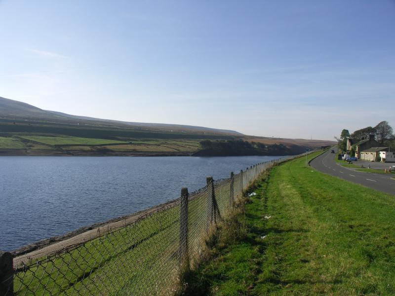 gdzies miedzy ripponden a oldham