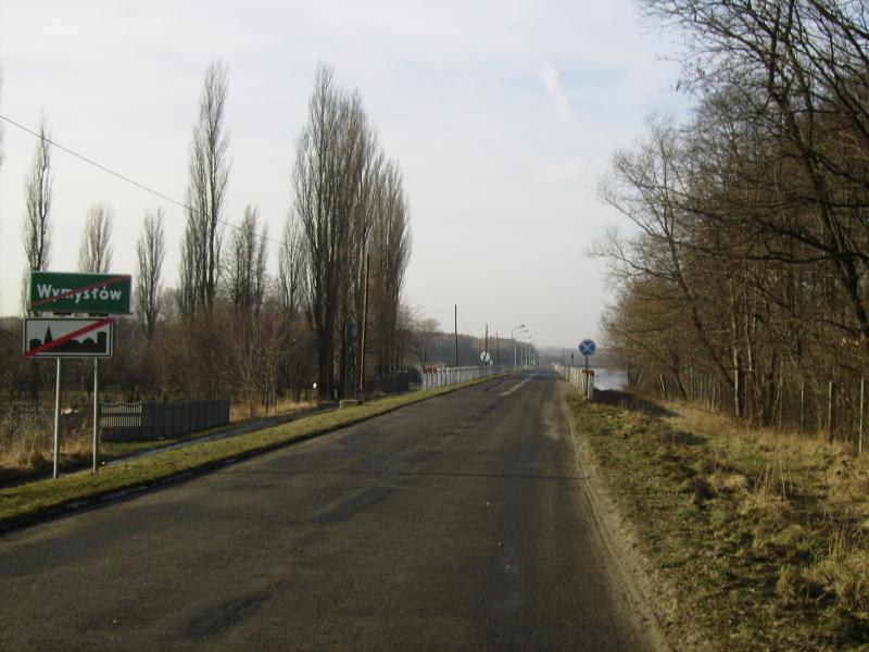 wymyslow, szaro, buro, ponuro