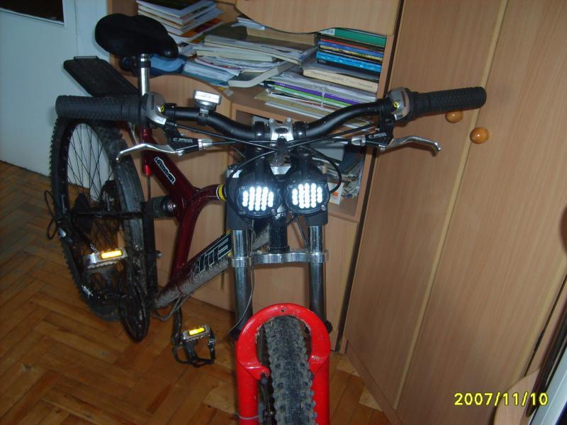 8707.jpg