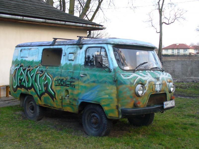 W Lipkowie pod kościołem