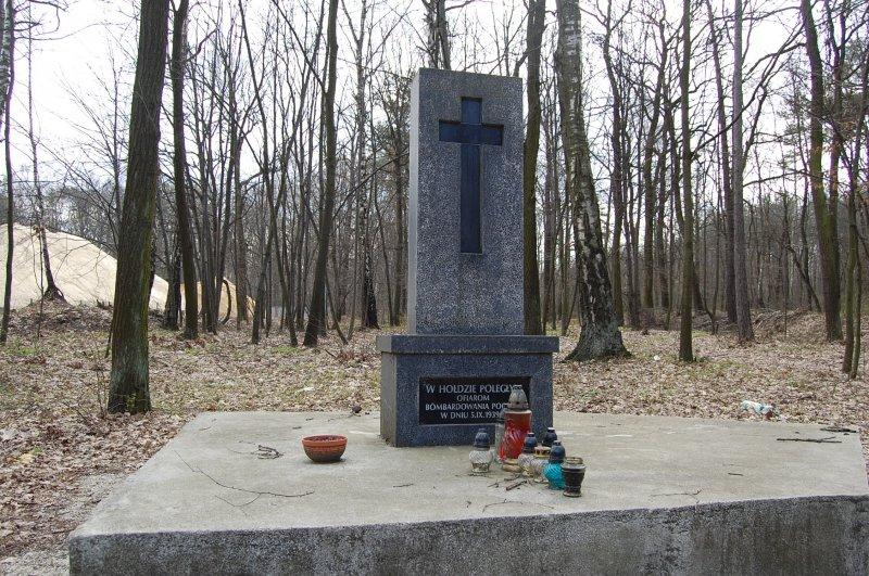 las, pomnik, brzesko