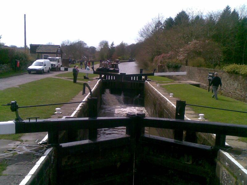 yorkshire, leeds liverpool canal, yorkdhire dales, gargrave