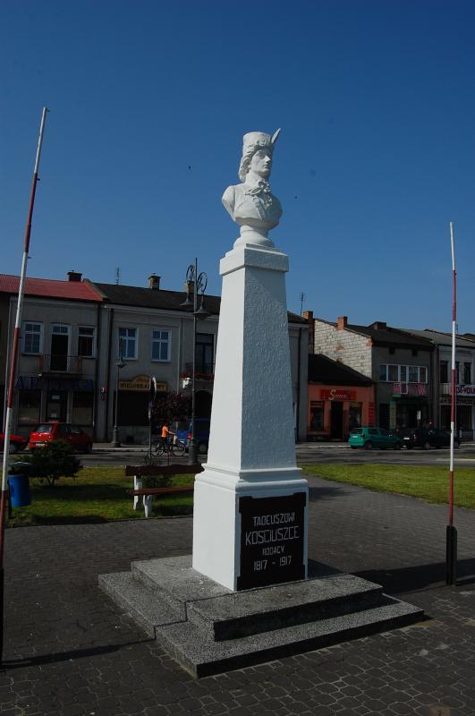 Szczekociny - Pomnik Tadeusza Kościuszko