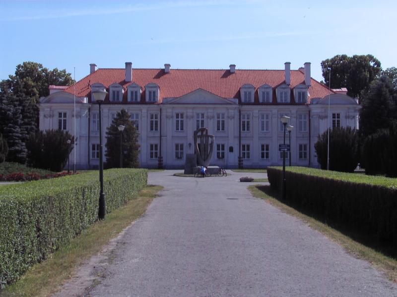 dworek, szkoła, wolbórz