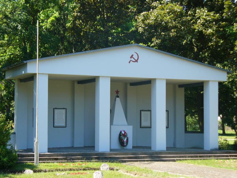Cmentarz żołnierzy radzieckich w Ahlbeck