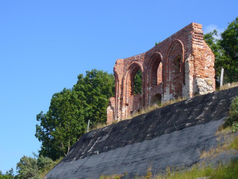 Fragment kościoła w Trzęsaczu
