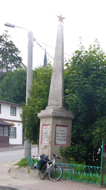 Pomnik w Smołdzinie