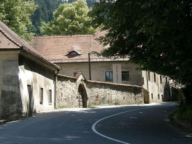 28258.jpg