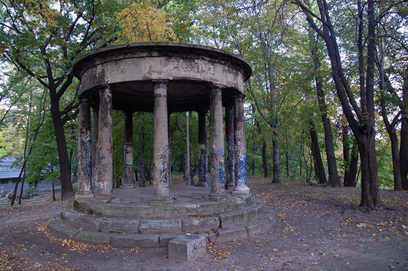 Sosnowiec - Park Żeromskiego (Świątynia dumania)