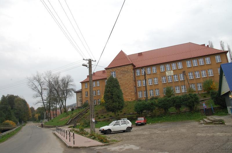 łysa góra, technikum ceramiki