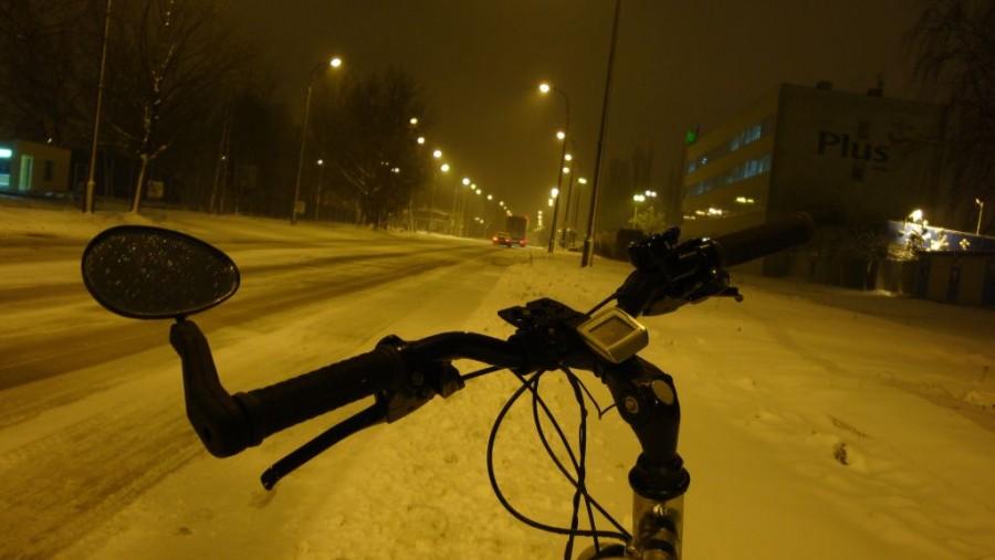 ul. Traktorowa nocą w Łodzi