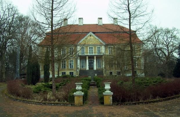 Pałacyk w Stolcu