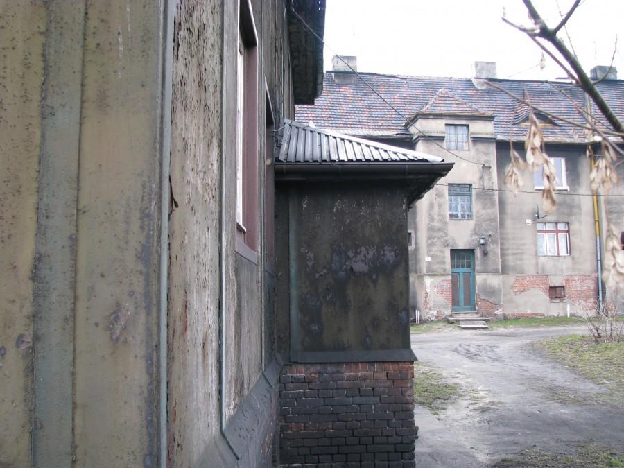 Dom ze stali