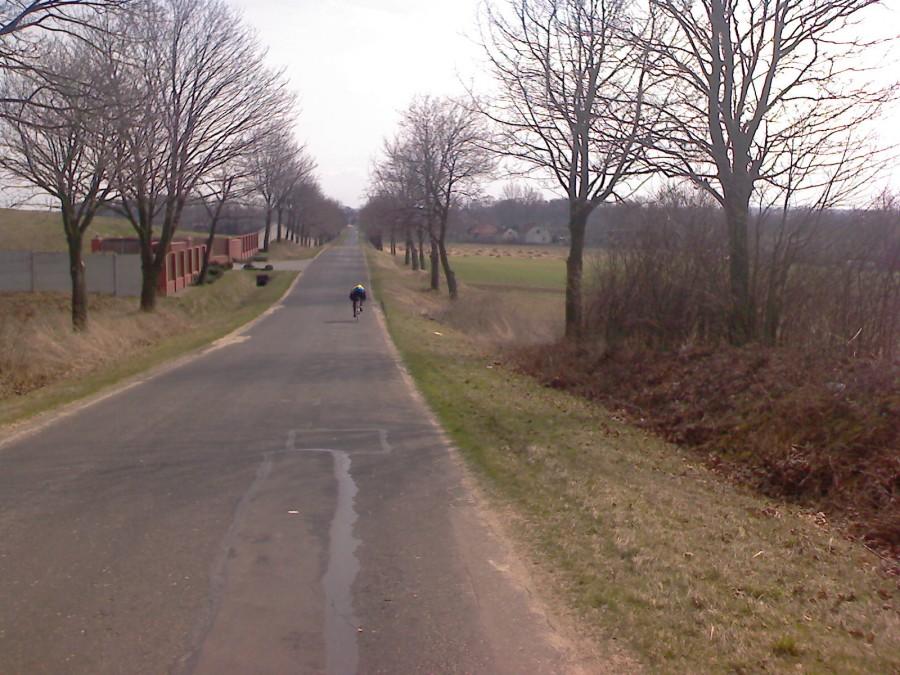 Krzysiek sunie w dół