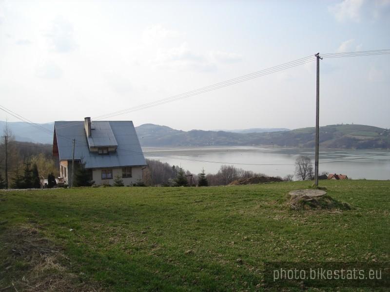 jezioro rożnowskie