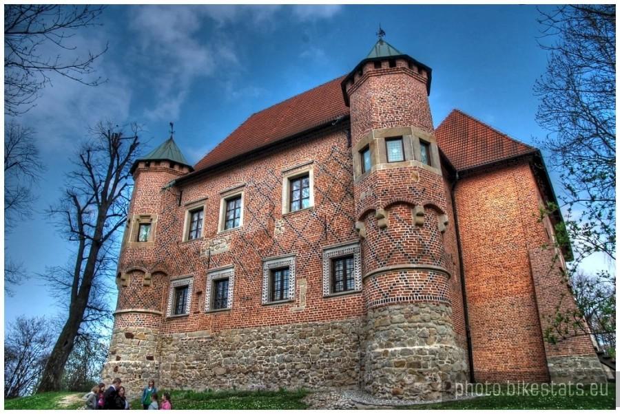 Zamek w Dębnie z wczorajszego wypadziku