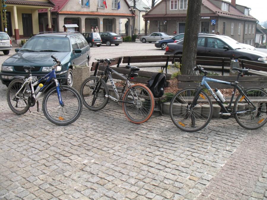 Prawie jak w tej piosence - uuaahaa rowery......trzy - Kross, Kelly's i Scott