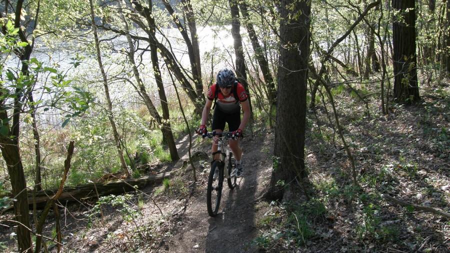 Jarekdrogbas na singletracku :)