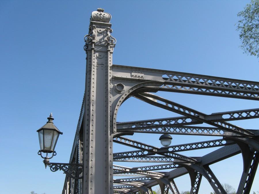 Most w Brzegu