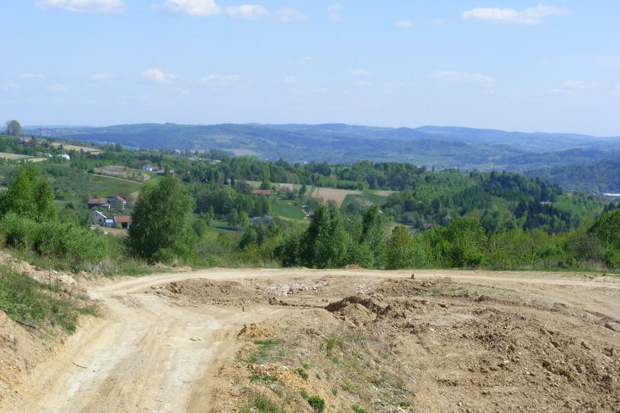 Widok z nad kamieniołomu w Czudcu