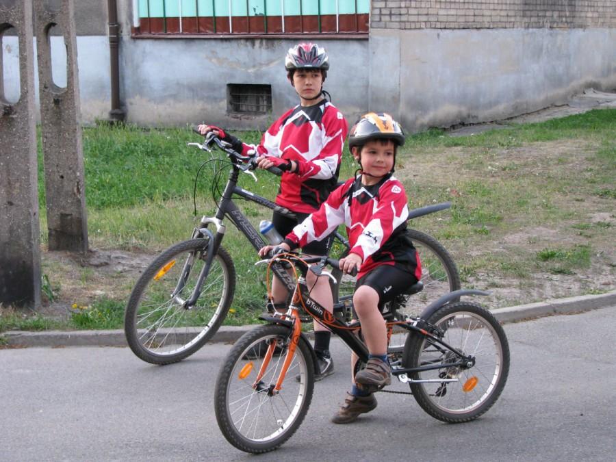 Bike Brothers