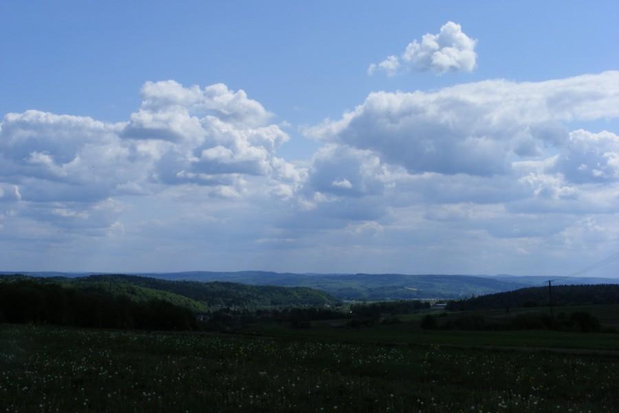 Widok po wjechaniu serpentyną w Dylągówce