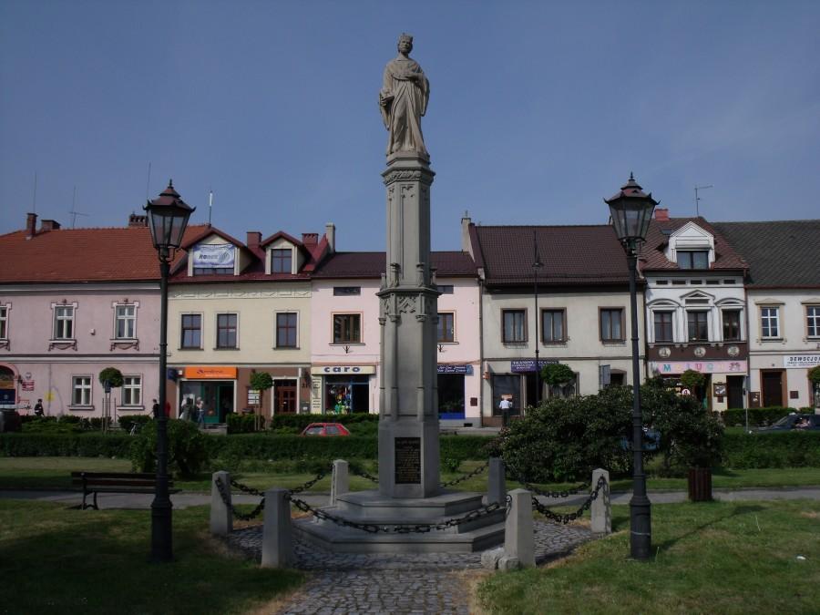 Kęty rynek pomnik Jana Kantego