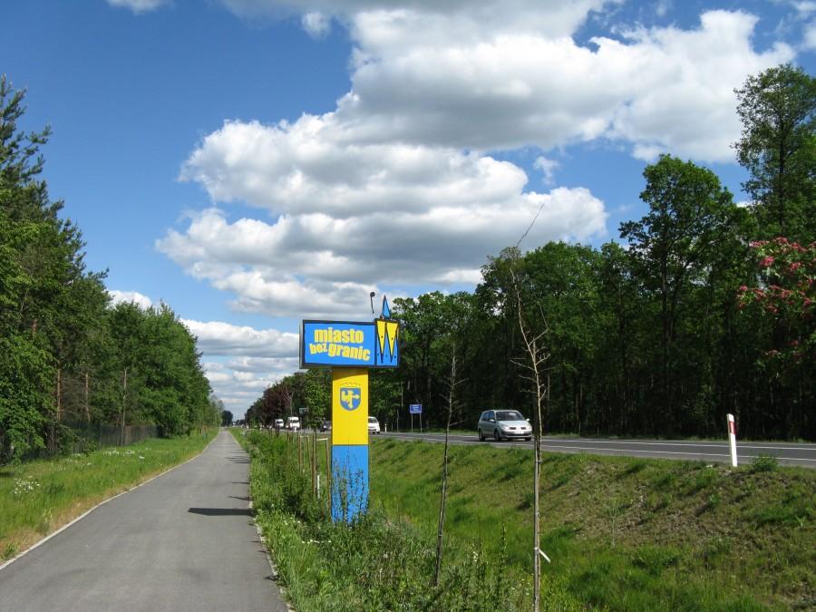 droga rowerowa obok Opola