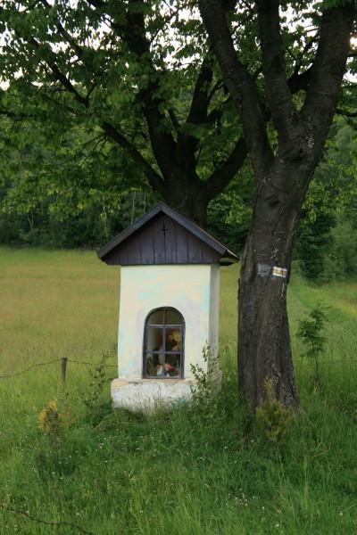 Kapliczka pod Skolnikiem