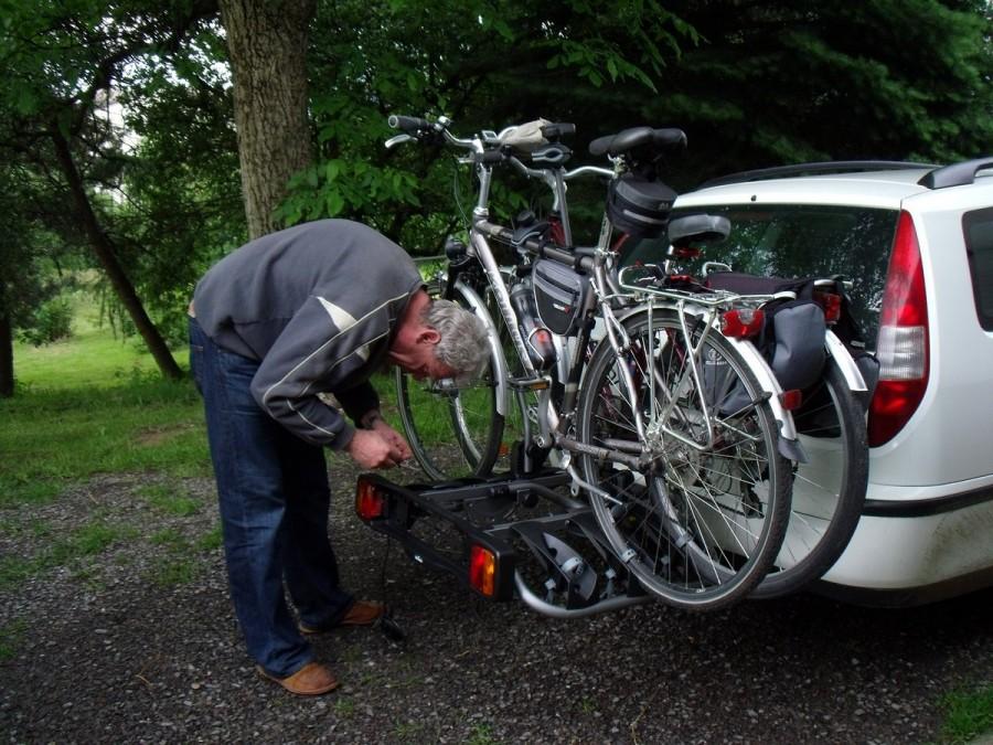 Testowanie bagażnika rowerowego