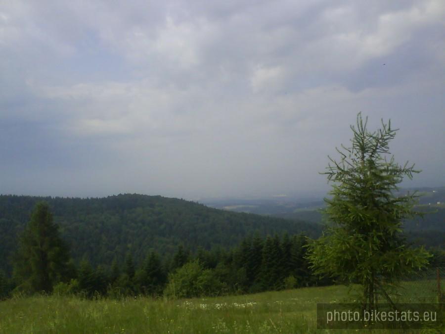 gdzieś tam powinno być widać N. Sącz