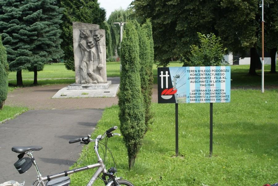 pomnik w Jawiszowicach