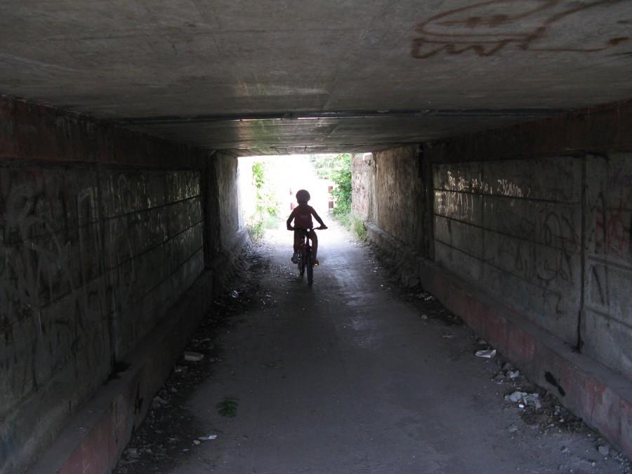 Ania w tunelu