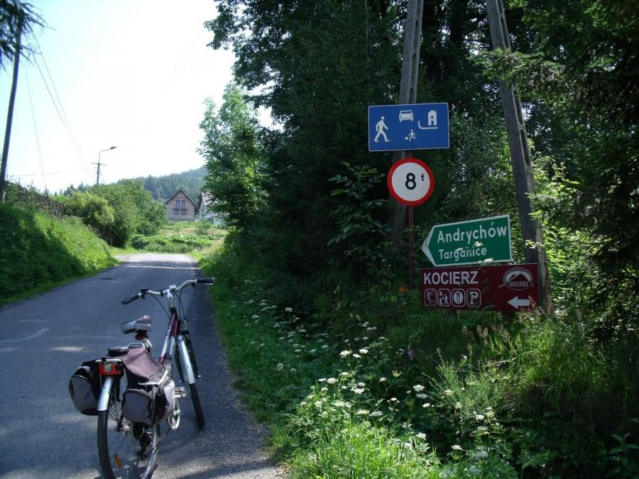 początek podjazdu na przełęcz