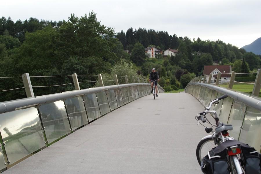 Mostek rowerowy na Drawie w Villach