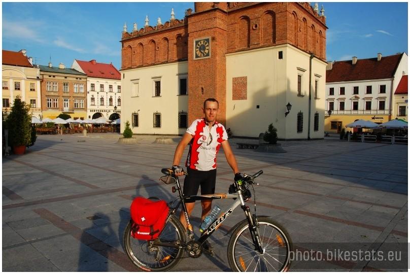 Dariusz79 w tarnowie na rynku :)
