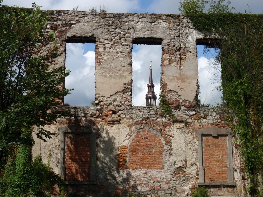 Ruiny zamku w Strzelcach Opolskich