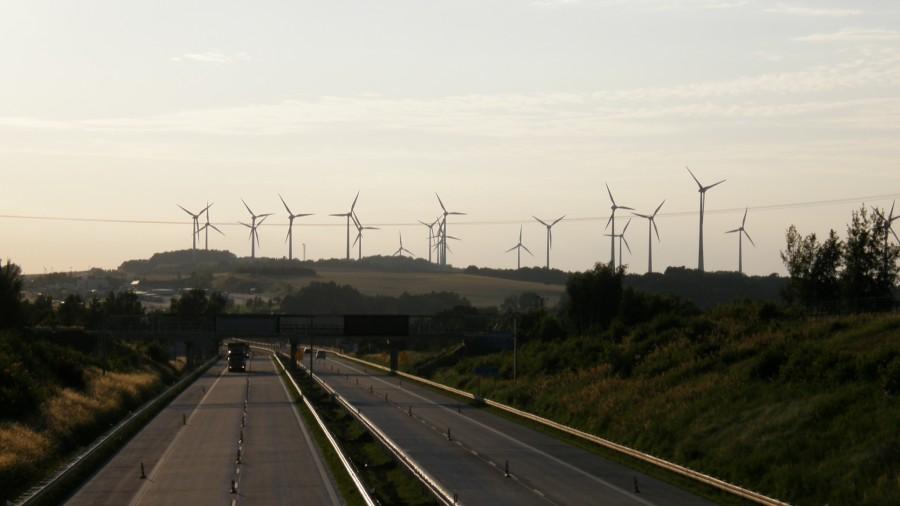 Autostrada i wiatraki