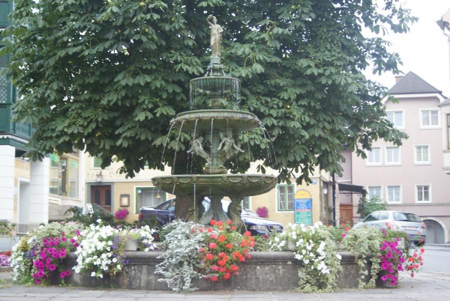 Fontanna pod ratuszem w Millstatt