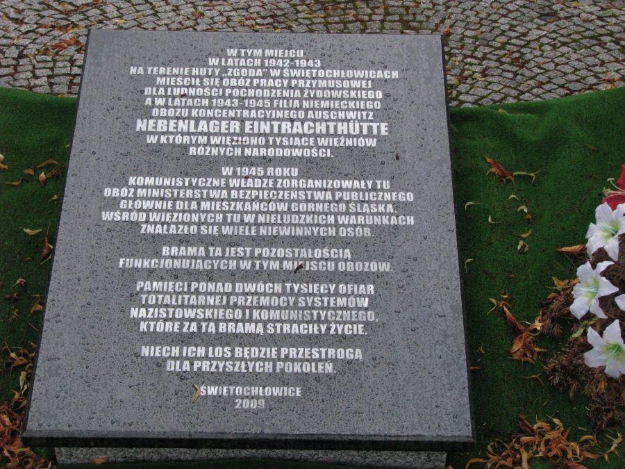 Tablica obok Zgody