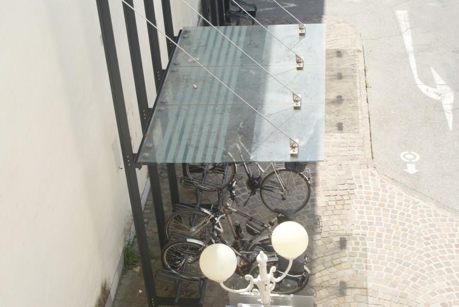 Parking pod pałacem