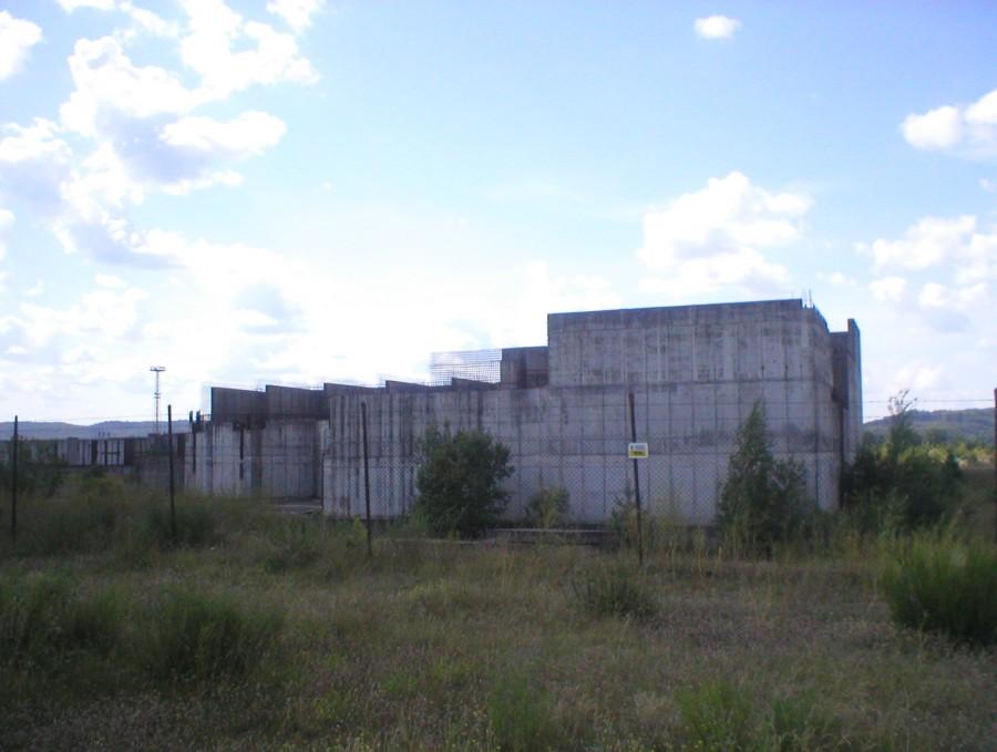 ŻARNOWIEC-Pozostałości po budowie elektrowni atomowej