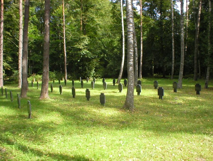 OLSZTYNEK-BEZIMIENNY CMENTARZ