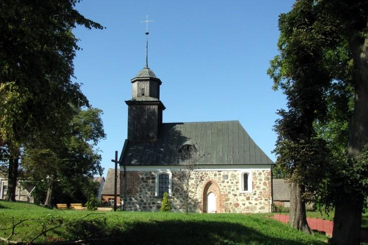 Kościółek w Wąwelnicy koło Szczecina