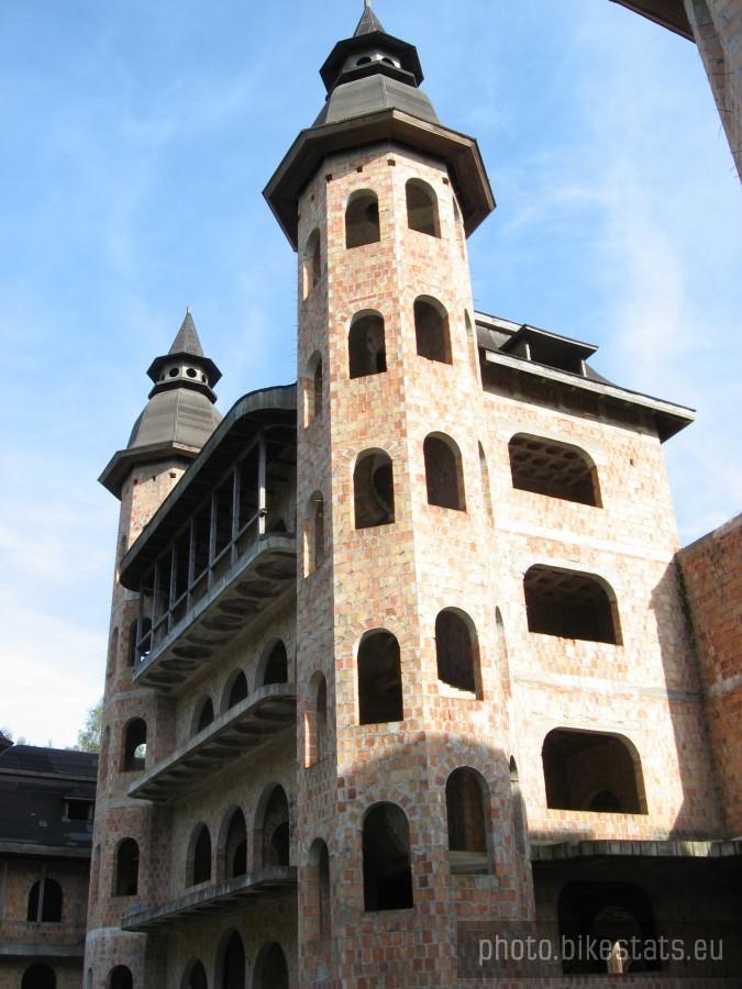 Zamek w Łapalicach