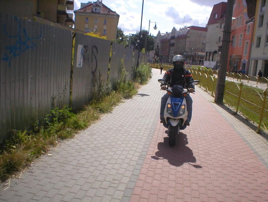 SKUTER na DRODZE ROWEROWEJ